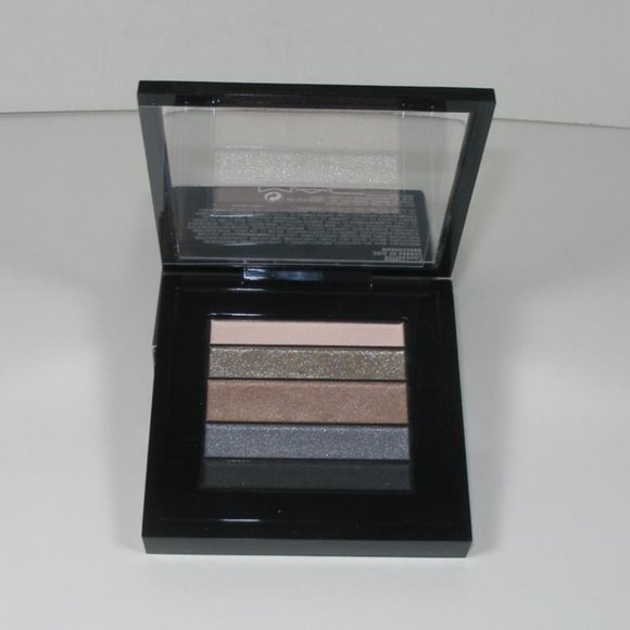 MAC Veluxe Pearlfusion Eye Shadow Palette Smokeluxe Boxed - Picture 2 of 3